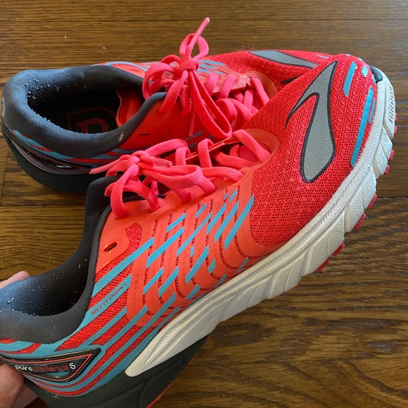 brooks cadence 5
